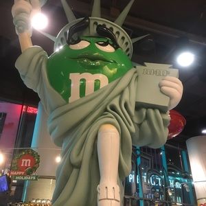 Meet your Posher, Raymond